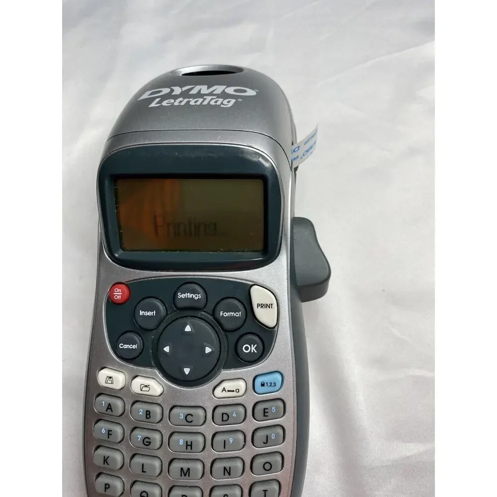 DYMO LT-100H LetraTag Handheld Portable Label Maker Batteries Not Included ￼
